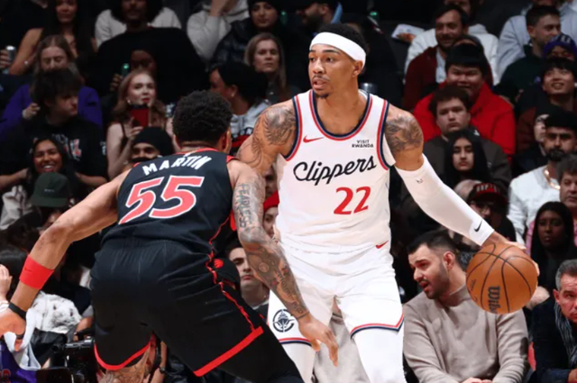 开云下载网址-保罗被裁倒计时？快船兜售两人有意3后卫：祖巴茨要价多个首轮签|克里斯·保罗|克里斯-保罗|德玛尔-德罗赞|克里斯-米德尔顿|洛杉矶快船队_新浪体育_新浪新闻