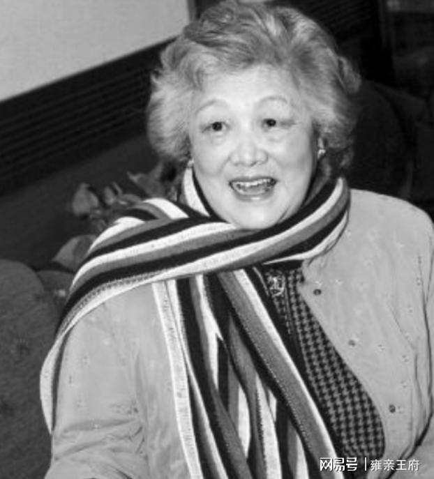 kiayun-08年章含之逝世，临终前留下遗言，洪晃因何说：妈妈是个聪明人？