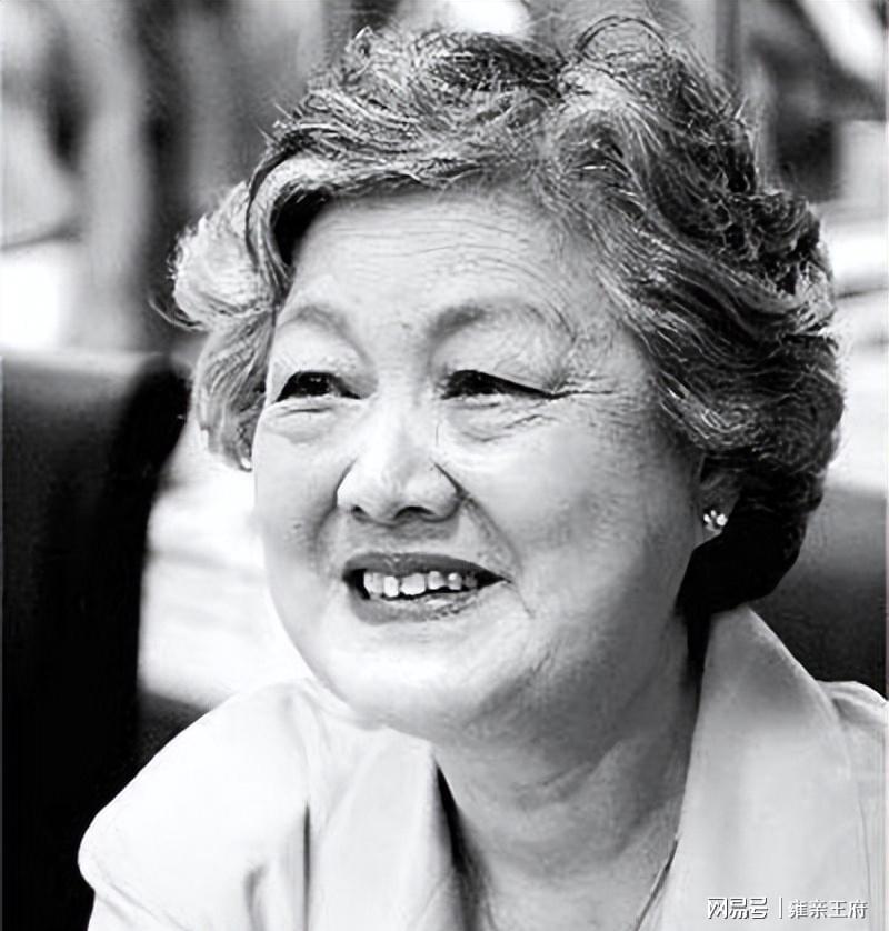 kiayun-08年章含之逝世，临终前留下遗言，洪晃因何说：妈妈是个聪明人？